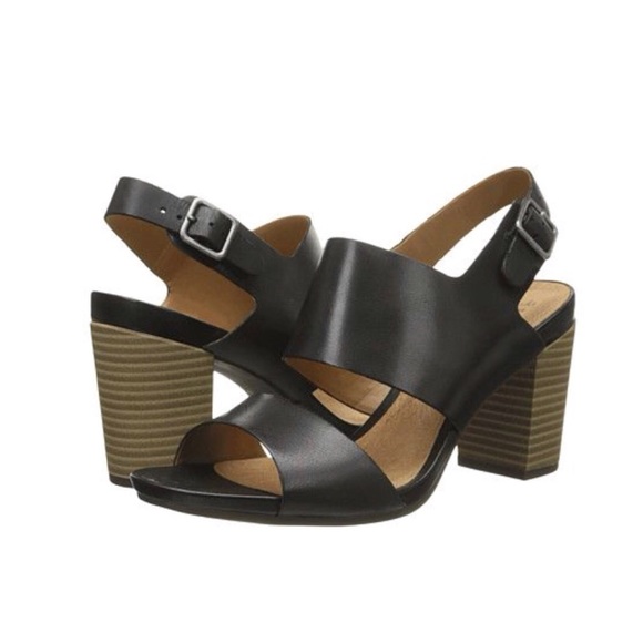 clarks block heel sandals